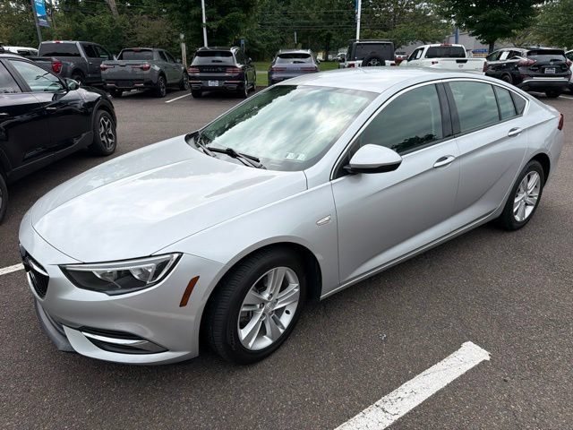 Used 2018 Buick Regal Preferred FWD image 3