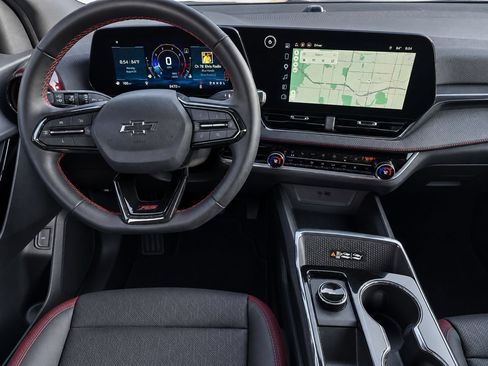 Certified 2025 Chevrolet Equinox RS w/ Safety and Technology Package FWD image 37