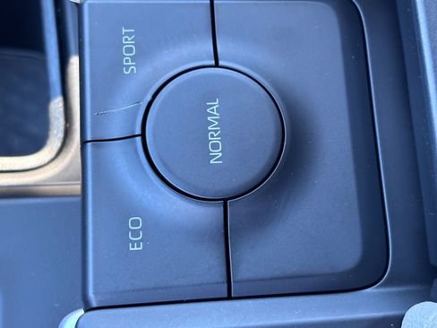 Used 2024 Toyota Grand Highlander FWD image 35