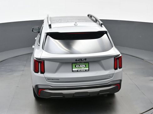 Used 2025 Kia Sorento SX AWD/4WD image 43