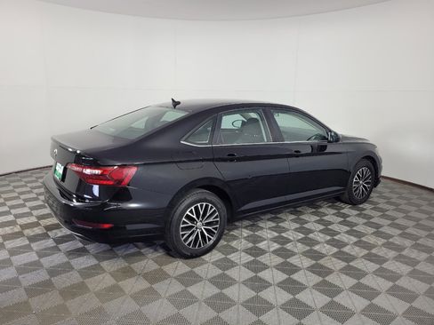 Used 2021 Volkswagen Jetta SE FWD image 10