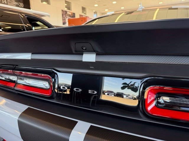 Used 2022 Dodge Challenger SRT Hellcat RWD image 18