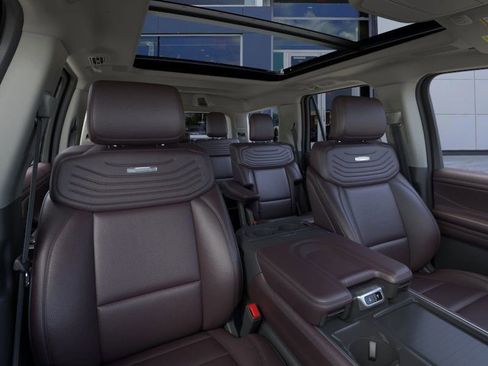 New 2025 Ford Expedition Platinum w/ Platinum Ultimate Package image 10