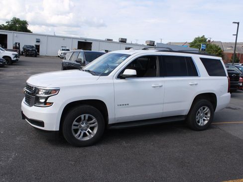 Used 2017 Chevrolet Tahoe LS AWD/4WD image 5