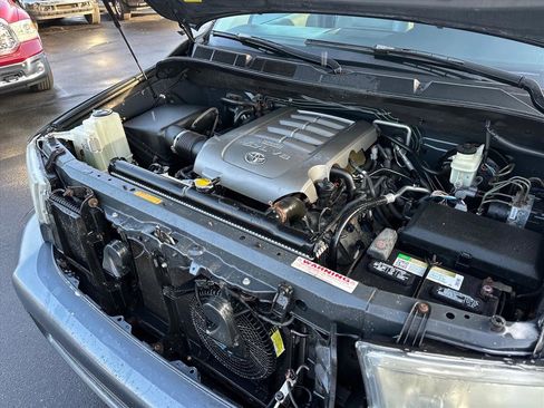 Used 2008 Toyota Sequoia Platinum image 18