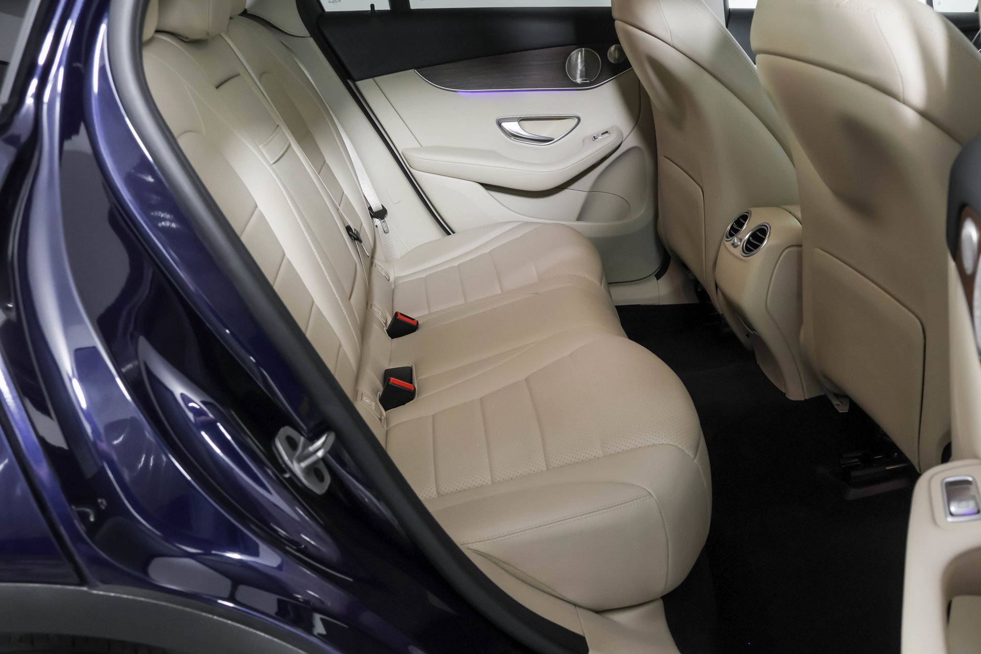 Used 2021 Mercedes-Benz GLC 300 4MATIC image 41