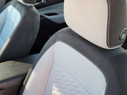 Used 2019 Chevrolet Equinox LS image 15