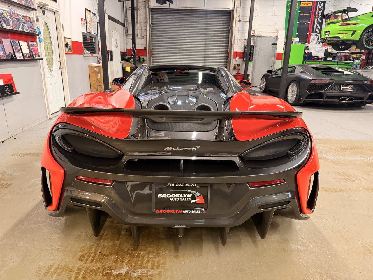 Used 2020 McLaren 600LT Spider RWD image 7