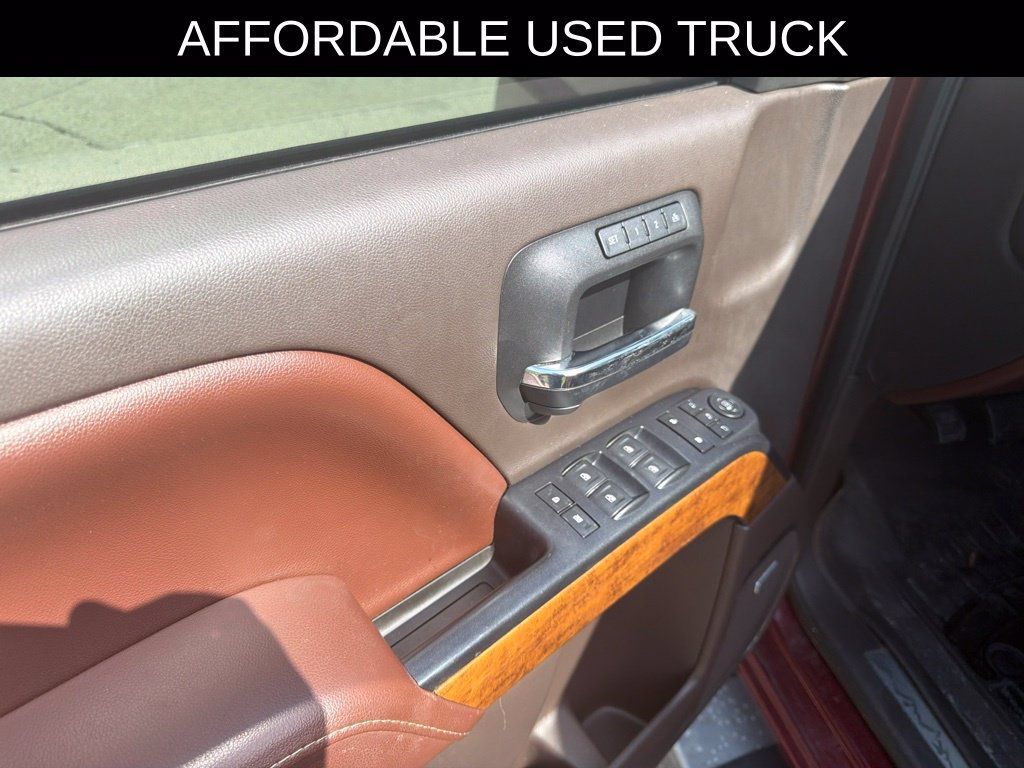 Used 2017 Chevrolet Silverado 1500 High Country AWD/4WD image 5