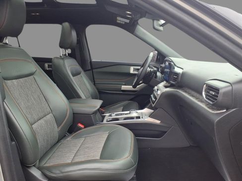 Used 2024 Ford Explorer Timberline w/ Timberline Technology Package image 13