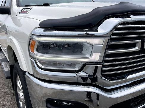 Used 2022 RAM 2500 Laramie AWD/4WD image 33