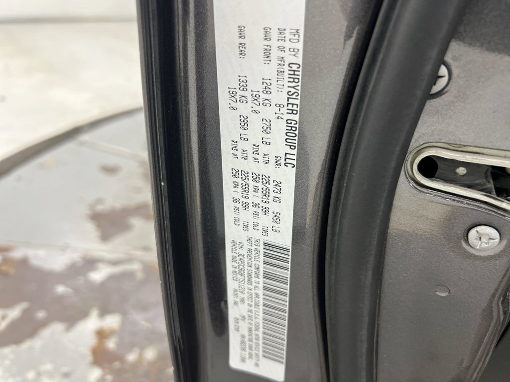 Used 2015 Dodge Journey SXT w/ Flexible Seating Group FWD image 28