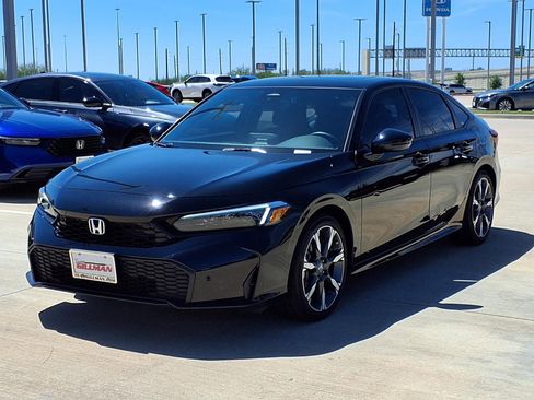 Used 2026 Honda Civic Sport Touring image 4