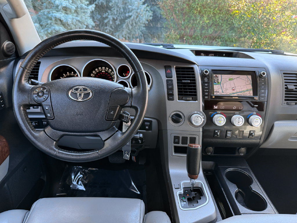 Used 2012 Toyota Tundra Limited w/ Memory Pkg AWD/4WD image 27