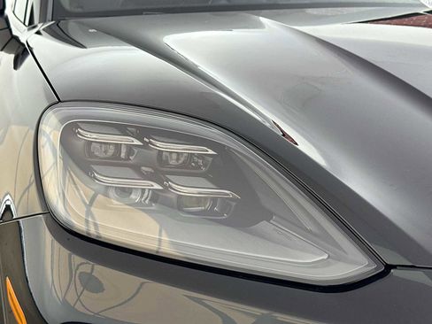 New 2026 Porsche Cayenne S image 35