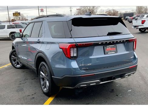 New 2026 Ford Explorer Active image 18