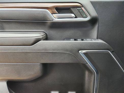 Used 2023 Chevrolet Silverado 1500 RST w/ Redline Edition image 22