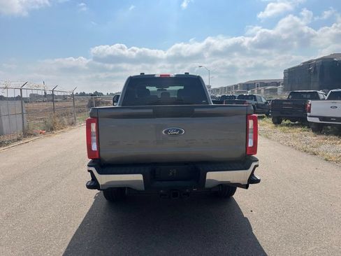 Used 2025 Ford F250 XLT w/ FX4 Off-Road Package AWD/4WD image 6