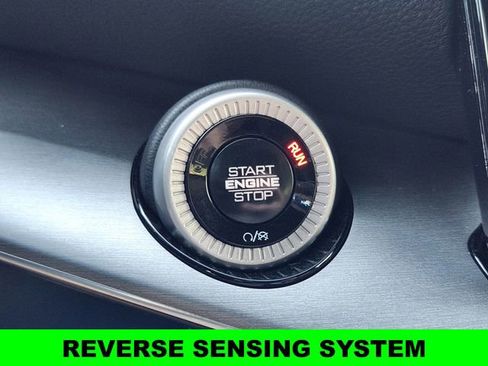 Used 2024 Jeep Wagoneer Series II image 19