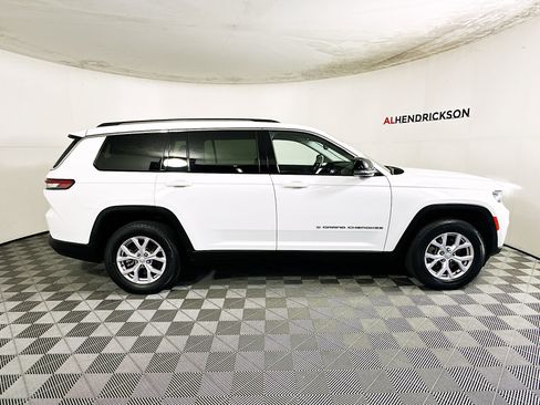 Used 2022 Jeep Grand Cherokee L Limited image 2