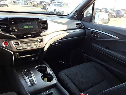 Used 2022 Honda Pilot Sport image 20