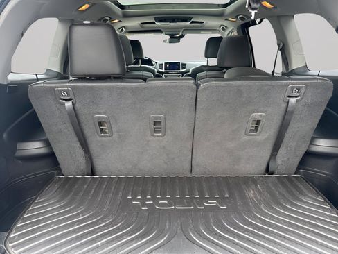 Used 2017 Honda Pilot Elite image 12