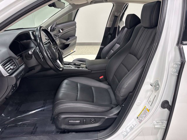 Used 2022 Honda Accord Touring image 15