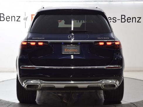 Used 2026 Mercedes-Benz Maybach GLS 600 4MATIC image 5