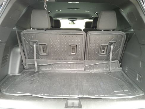 Certified 2023 Chevrolet Traverse LT w/ LPO, Floor Liner Package AWD/4WD image 8