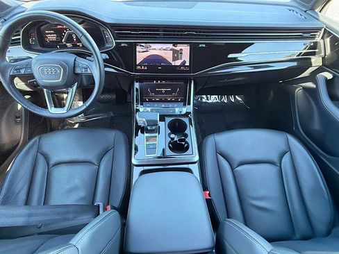 Certified 2025 Audi Q7 Premium Plus image 16