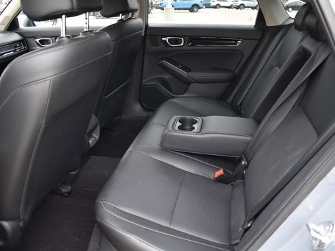 Used 2023 Honda Civic Touring image 18