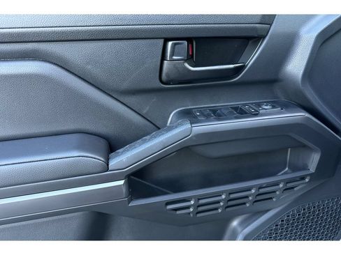 New 2026 Toyota Tacoma SR5 AWD/4WD image 11