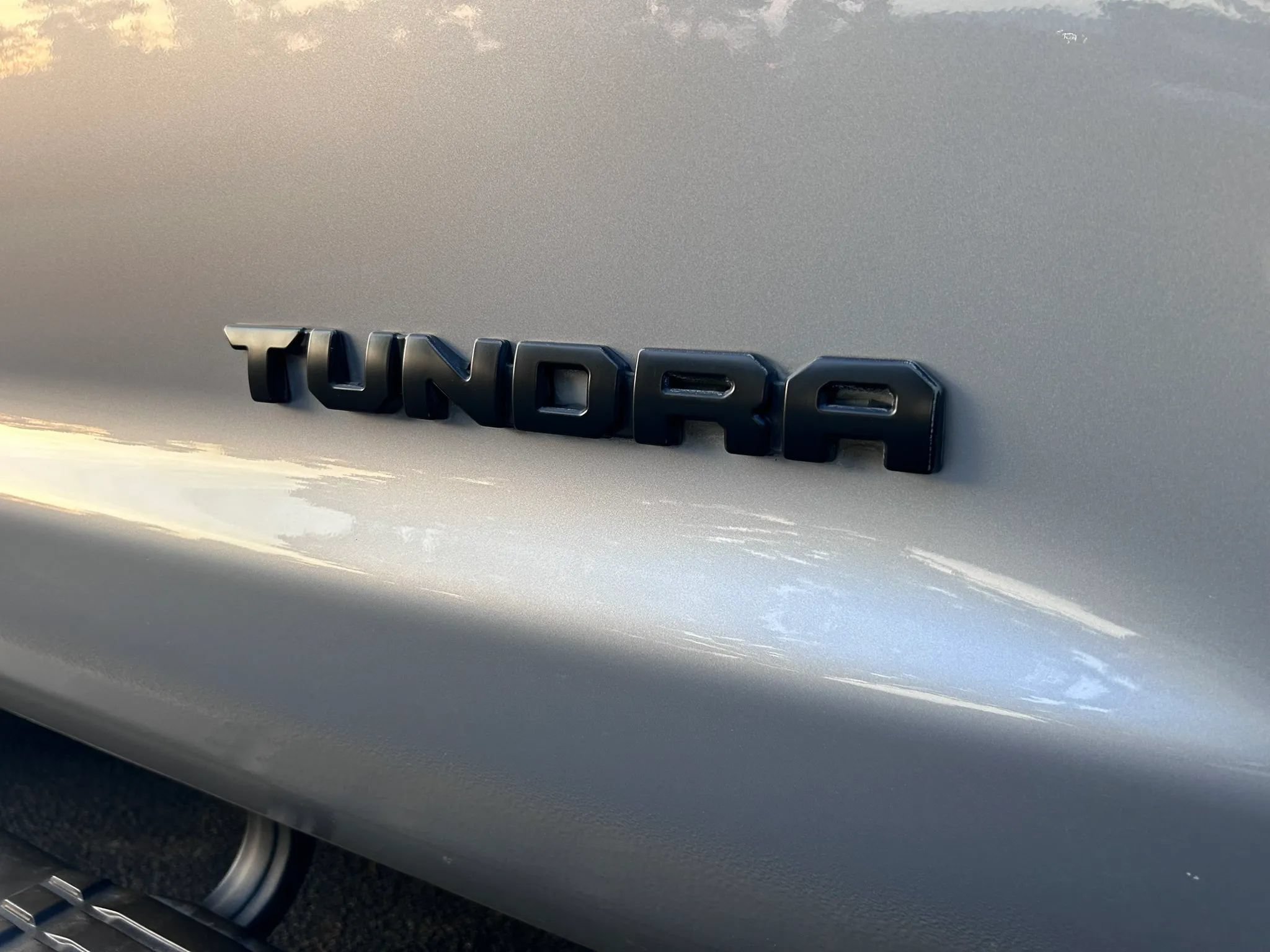 Used 2018 Toyota Tundra SR5 w/ SR5 Upgrade Package RWD image 14