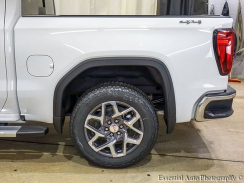 New 2026 GMC Sierra 1500 SLT w/ SLT Premium Package image 8