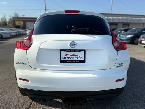 Used 2014 Nissan Juke SV w/ Navigation Package image 3