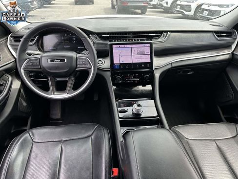 Used 2023 Jeep Grand Cherokee L Limited w/ Luxury Tech Group II AWD/4WD image 12
