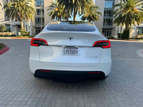 Used 2023 Tesla Model Y Long Range AWD/4WD image 6