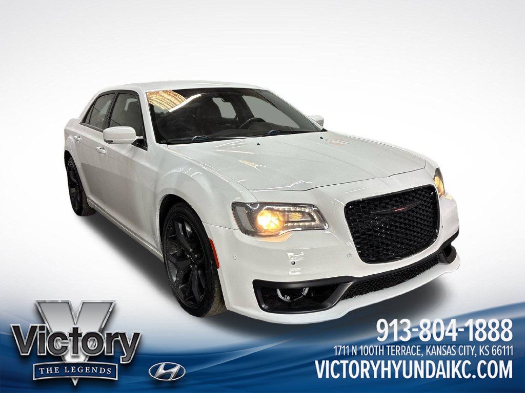 Used 2021 Chrysler 300 S RWD image 3