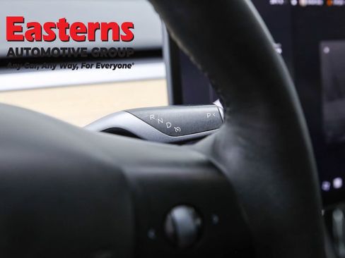 Used 2023 Tesla Model 3 Standard Range image 13