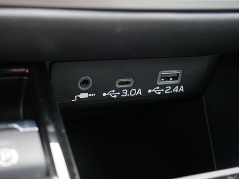 Used 2024 Subaru Outback Limited AWD/4WD image 32