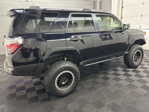 Used 2016 Toyota 4Runner Trail image 12