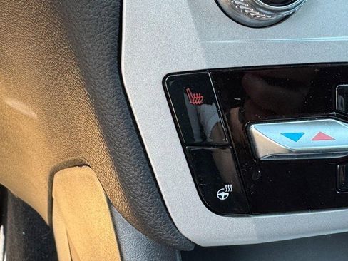 Used 2023 Ford Explorer XLT w/ Equipment Group 202A image 22