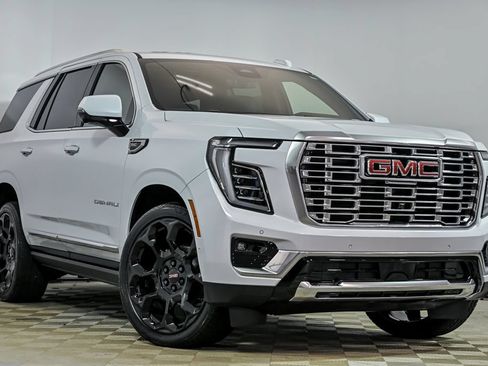 New 2026 GMC Yukon Denali w/ Denali Reserve Package AWD/4WD image 1