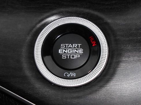 Certified 2023 Jeep Grand Cherokee Limited AWD/4WD image 25