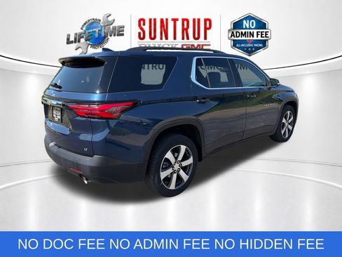 Used 2023 Chevrolet Traverse LT w/ LT Premium Package FWD image 6