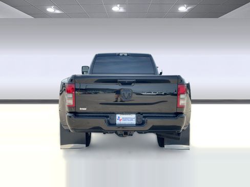 Used 2024 RAM 3500 Big Horn w/ Night Edition image 10