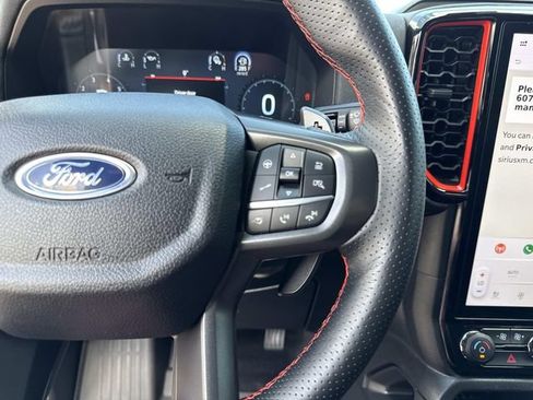 Used 2025 Ford Ranger Raptor AWD/4WD image 30