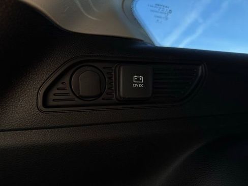 Certified 2023 Jeep Grand Cherokee Laredo w/ Luxury Tech Group I image 11