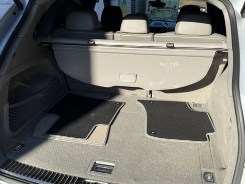 Used 2012 Porsche Cayenne image 9