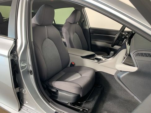 Used 2024 Toyota Camry LE image 36